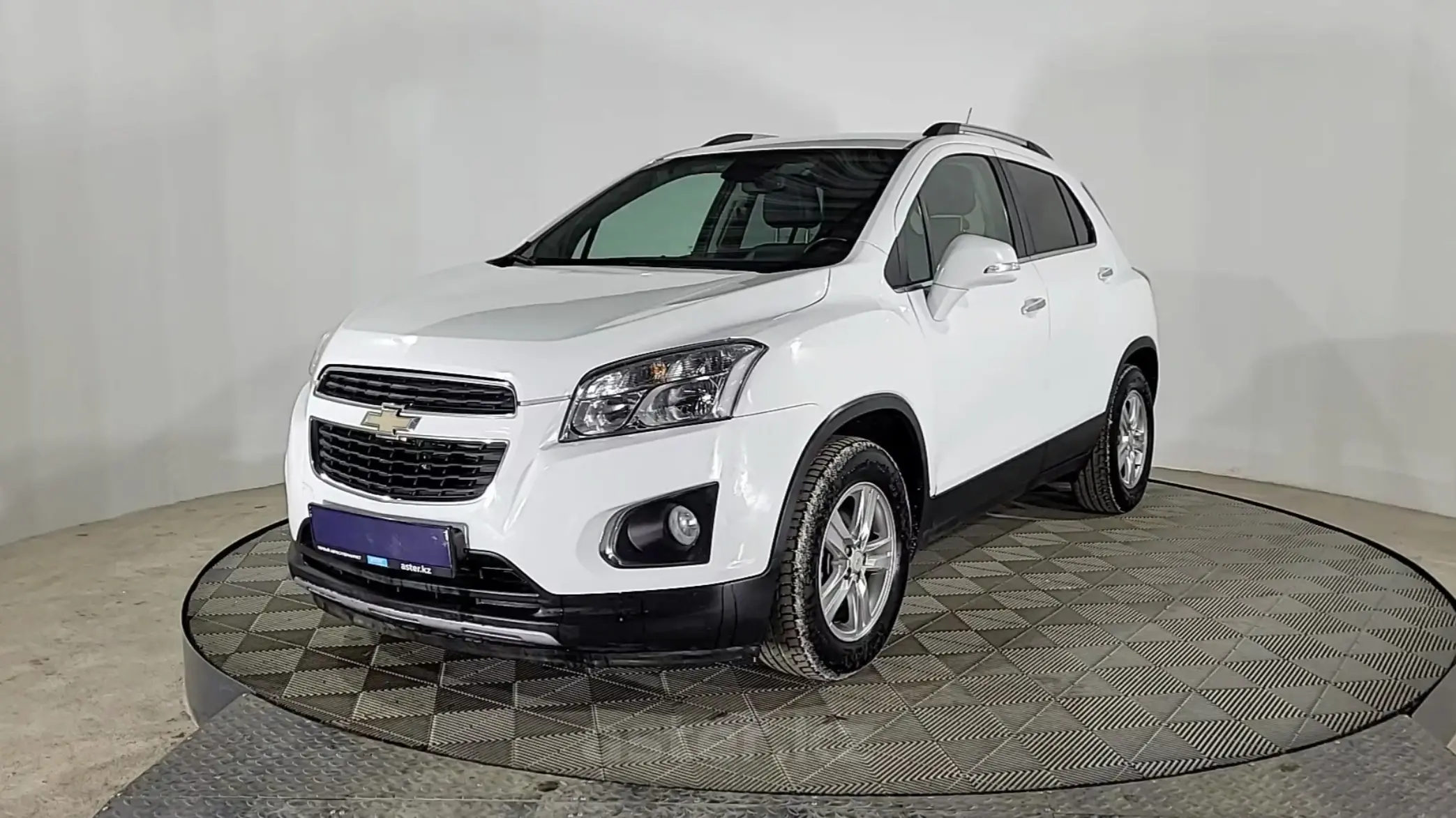 Купить Chevrolet Tracker 2014 года в Актобе, цена 4290000 тенге. Продажа  Chevrolet Tracker в Актобе - Aster.kz. №217233