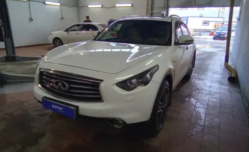 Infiniti FX 2013 года за 13 000 000 тг. в Астана