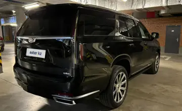 Cadillac Escalade 2022 года за 107 000 000 тг. в Алматы