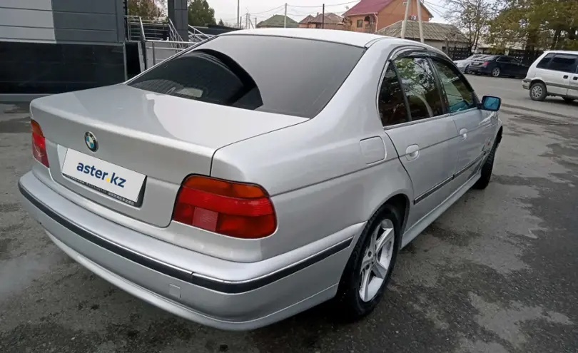 BMW 5 серии 1999 года за 3 300 000 тг. в Талдыкорган