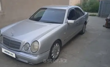 Mercedes-Benz E-Класс 1997 года за 2 700 000 тг. в Семей