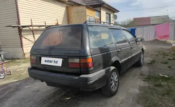 Volkswagen Passat 1990 года за 800 000 тг. в Карагандинская область