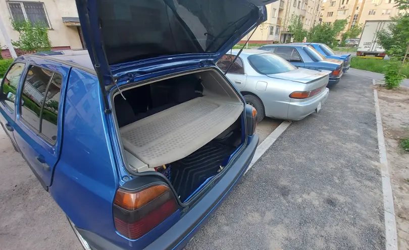 Volkswagen Golf 1995 года за 2 150 000 тг. в Алматы