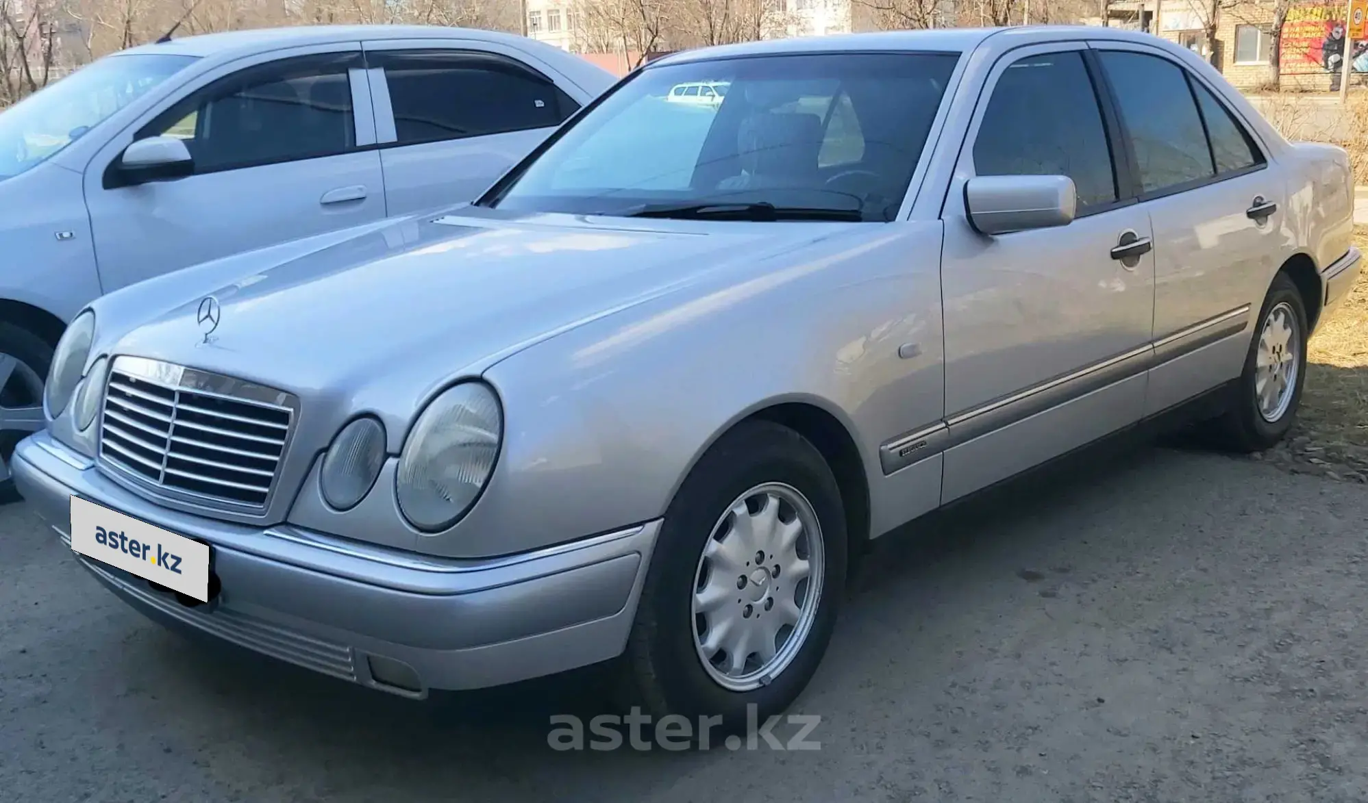 W210 лупарик