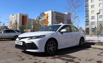Toyota Camry 2022 года за 22 900 000 тг. в Акмолинская область